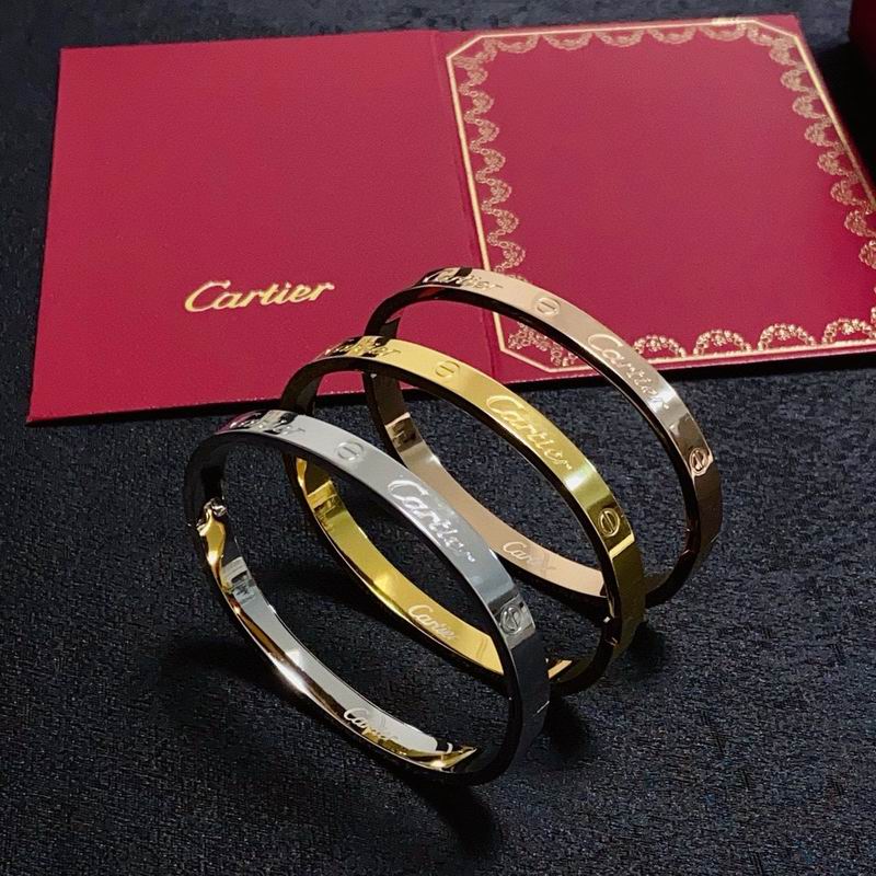 Cartier bracelet 10yxx05